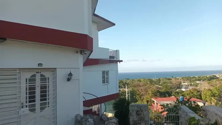 Vivienda de 4 habitaciones en Guanabo, La Habana del Este — foto 1 de 10