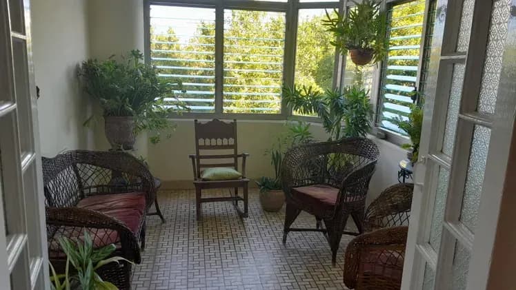 Vivienda de 3 habitaciones en Vedado, Plaza de la Revolución — foto 1 de 10