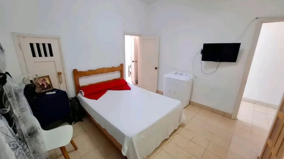 Vivienda de 2 habitaciones en Vedado, Plaza de la Revolución — foto 6 de 8