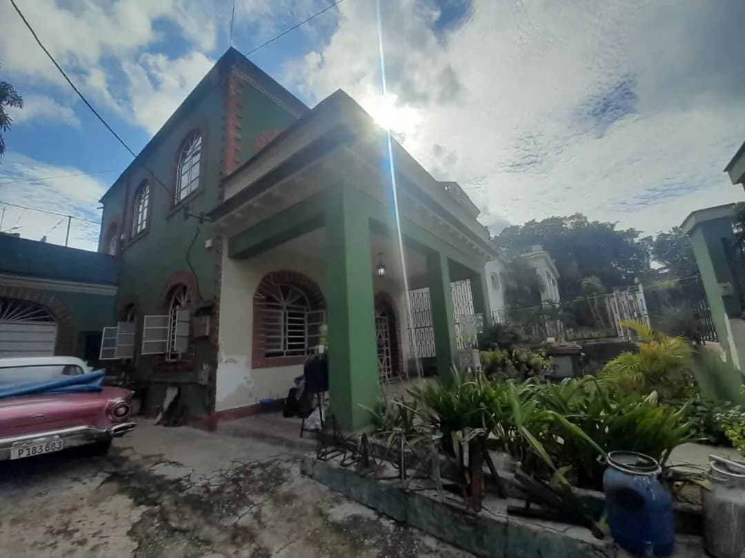 Vivienda de 4 habitaciones en Santos Suárez, Diez de Octubre