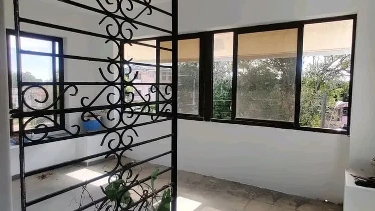 Vivienda de 5 habitaciones en Santos Suárez, Diez de Octubre — foto 2 de 10