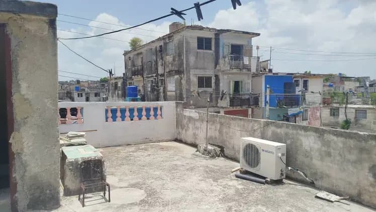 Vivienda de 3 habitaciones en Luyanó, Diez de Octubre — foto 1 de 10
