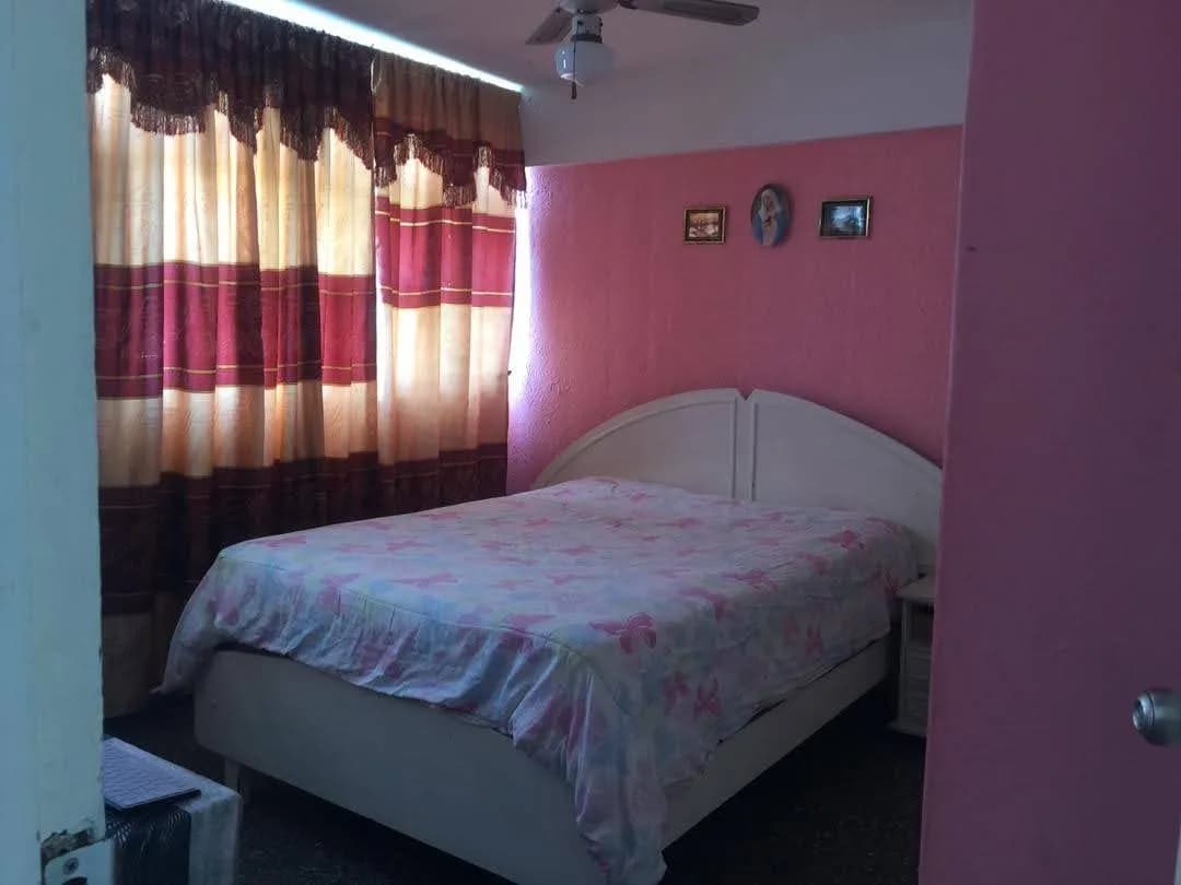 Vivienda de 3 habitaciones en Vedado, Plaza de la Revolución — foto 10 de 11