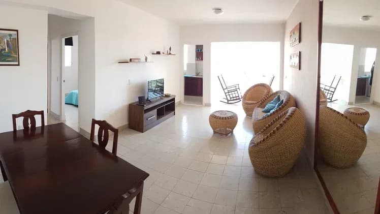 Vivienda de 2 habitaciones en Vedado, Plaza de la Revolución — foto 3 de 9