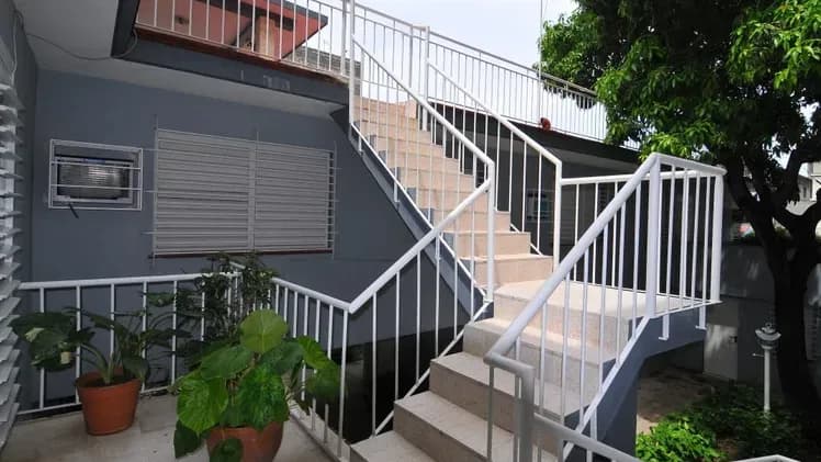 Vivienda de 4 habitaciones en Nuevo Vedado, Plaza de la Revolución — foto 2 de 8