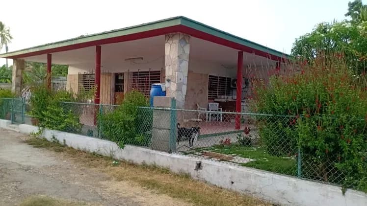 Vivienda de 4 habitaciones en Boca Ciega, La Habana del Este — foto 1 de 10