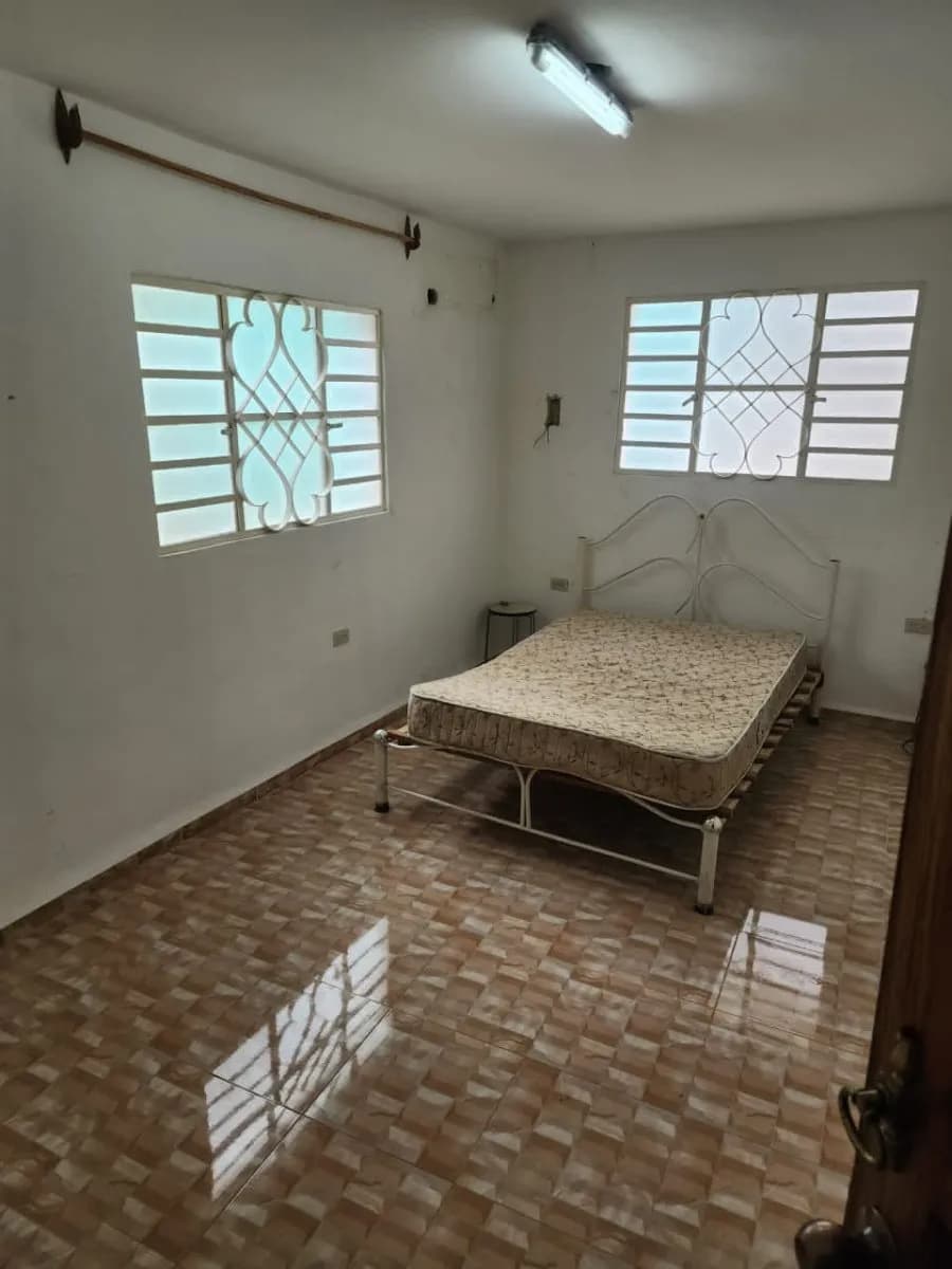 Vivienda de 2 habitaciones en Los Sitios, Centro Habana — foto 2 de 12