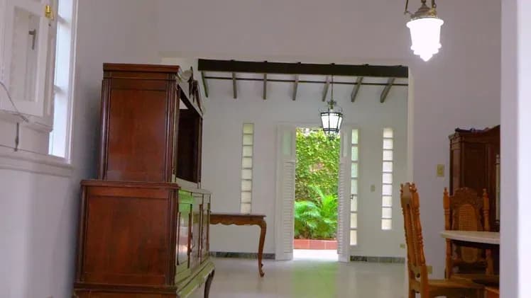 Vivienda de 5 habitaciones en Vedado, Plaza de la Revolución — foto 1 de 7