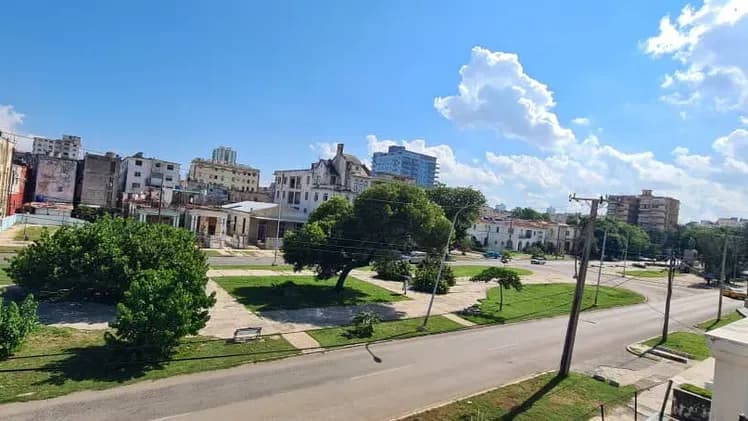 Vivienda de 3 habitaciones en Vedado, Plaza de la Revolución — foto 5 de 8