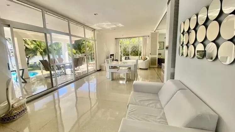 Vivienda de 7 habitaciones en Miramar, Playa — foto 3 de 10
