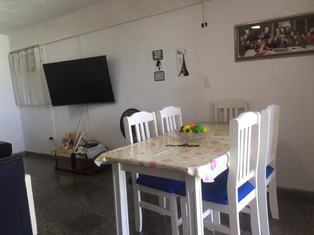 Vivienda de 3 habitaciones en Vedado, Plaza de la Revolución — foto 4 de 11