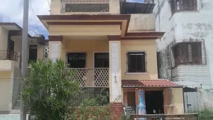 Vivienda de 5 habitaciones en Santos Suárez, Diez de Octubre — foto 1 de 4