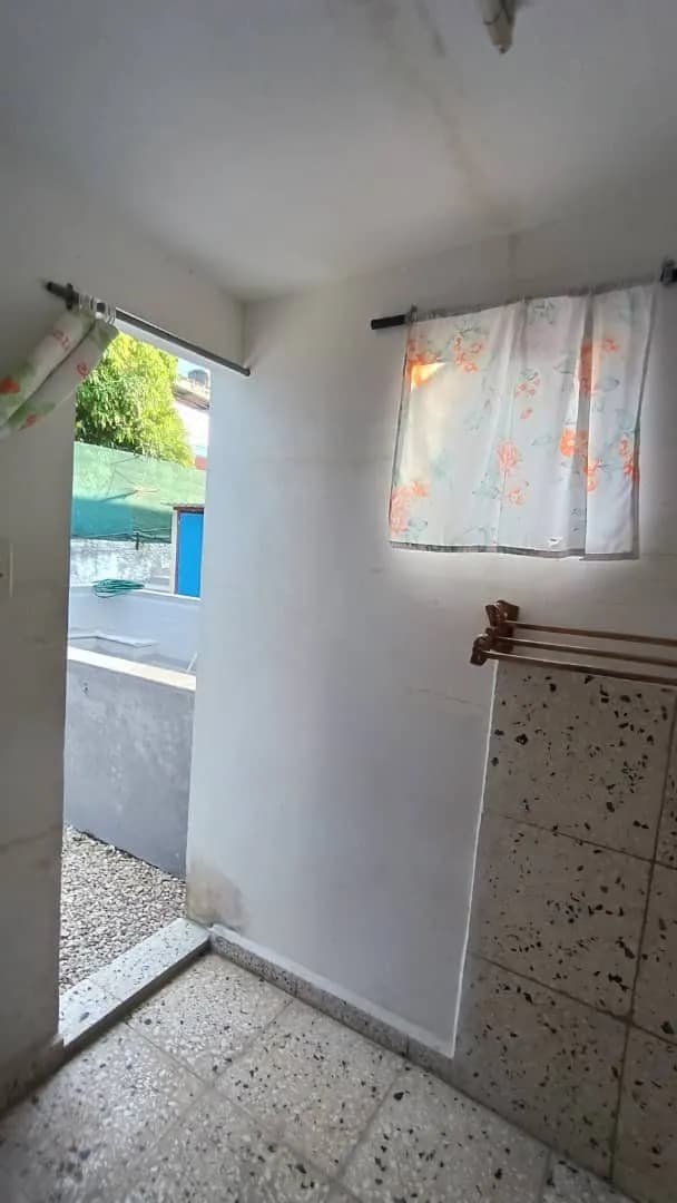 Vivienda de 4 habitaciones en Lawton, Diez de Octubre — foto 2 de 12