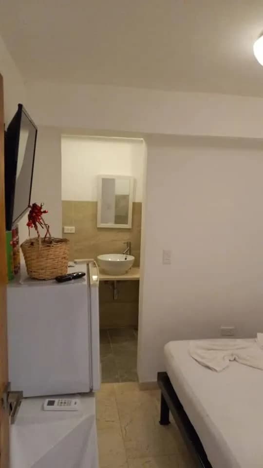 Vivienda de 5 habitaciones en Vedado, Plaza de la Revolución — foto 9 de 12