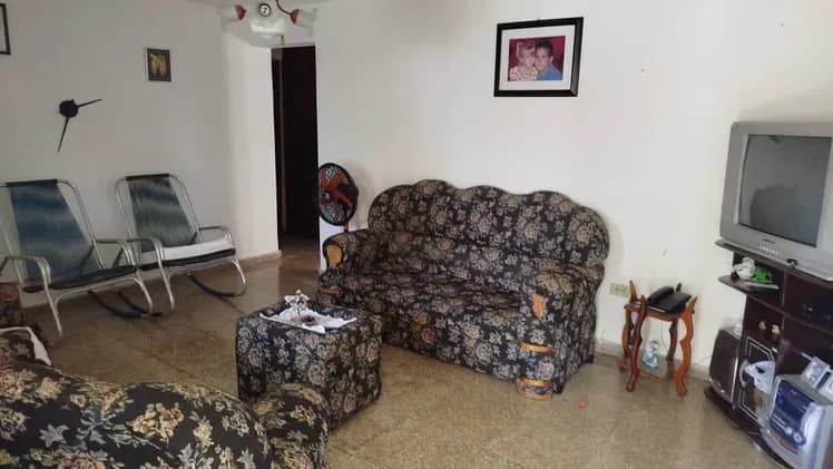 Vivienda de 3 habitaciones en Casino Deportivo, Cerro — foto 3 de 10