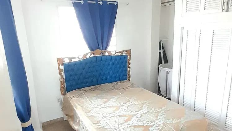 Vivienda de 2 habitaciones en Vedado, Plaza de la Revolución — foto 2 de 9