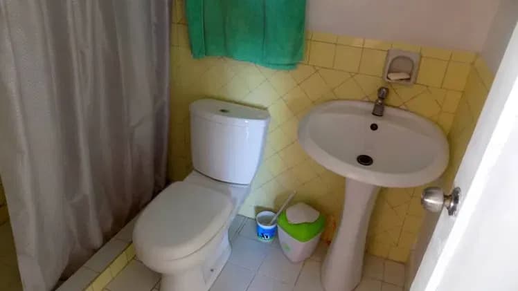 Vivienda de 2 habitaciones en Vedado, Plaza de la Revolución — foto 7 de 10
