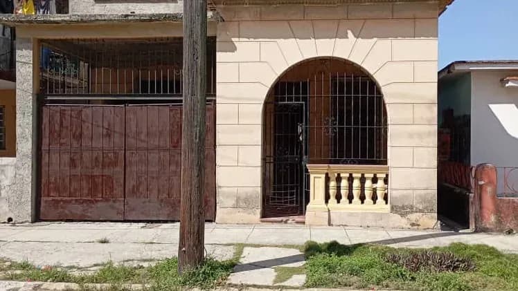 Vivienda de 3 habitaciones en Santa Amalia, Arroyo Naranjo — foto 1 de 10