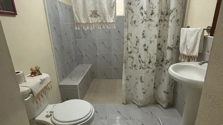 Vivienda de 4 habitaciones en Santiago de las Vegas, Boyeros — foto 5 de 10