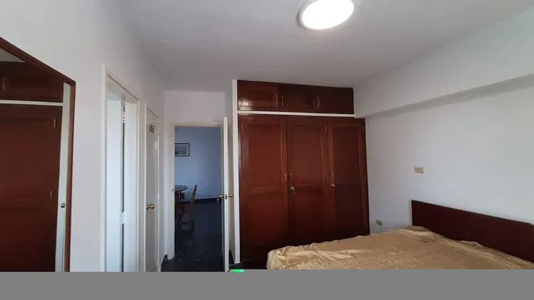 Vivienda de 2 habitaciones en Vedado, Plaza de la Revolución — foto 2 de 4