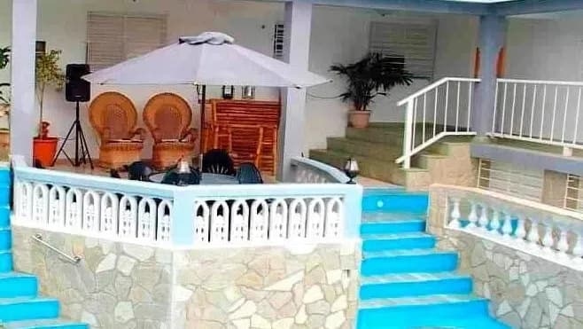 Vivienda de 9 habitaciones en Boca Ciega, La Habana del Este — foto 2 de 10