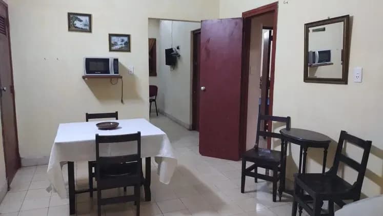 Vivienda de 2 habitaciones en Vedado, Plaza de la Revolución — foto 8 de 9