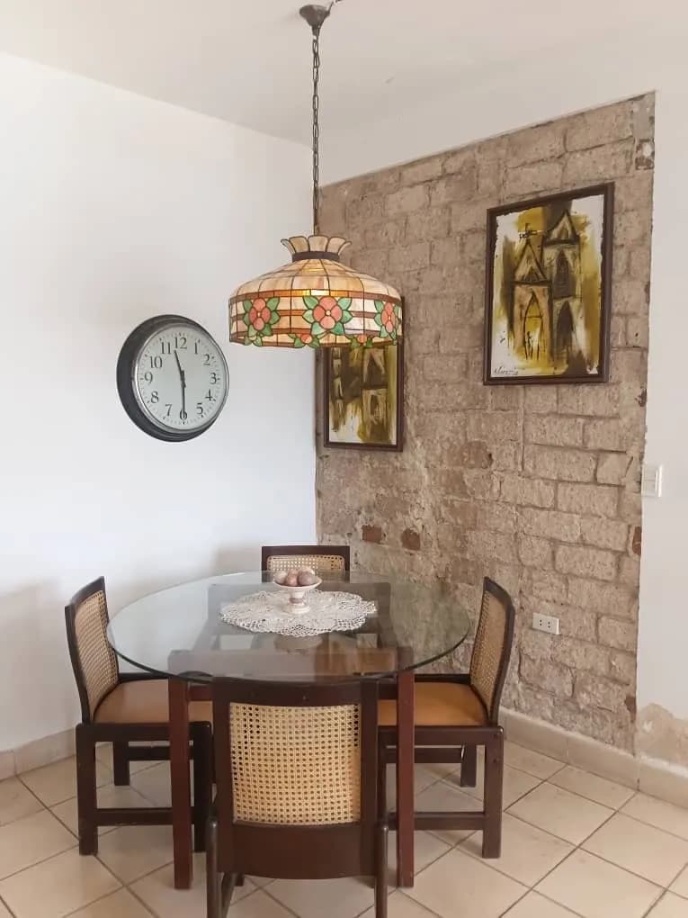 Vivienda de 3 habitaciones en Vedado, Plaza de la Revolución — foto 10 de 12