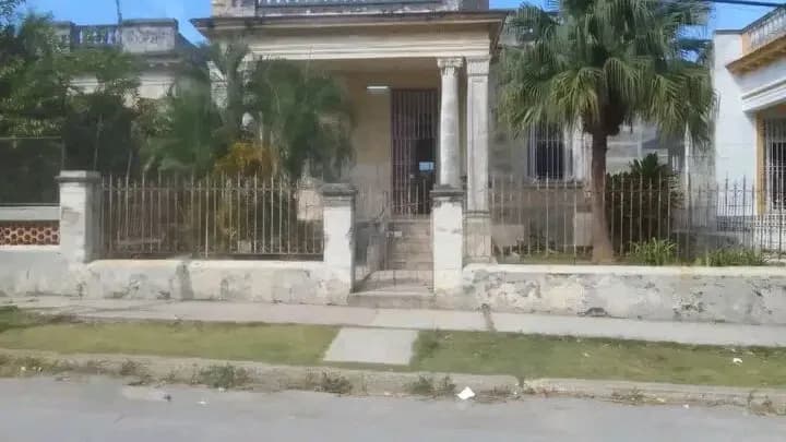 Vivienda de 4 habitaciones en Santos Suárez, Diez de Octubre — foto 1 de 4