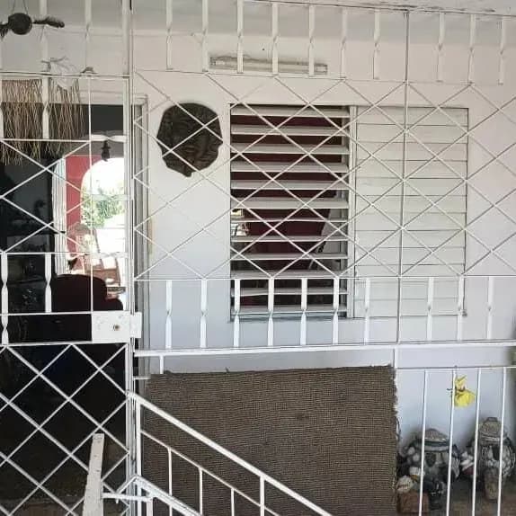 Vivienda de 2 habitaciones en San Agustín, La Lisa — foto 1 de 10