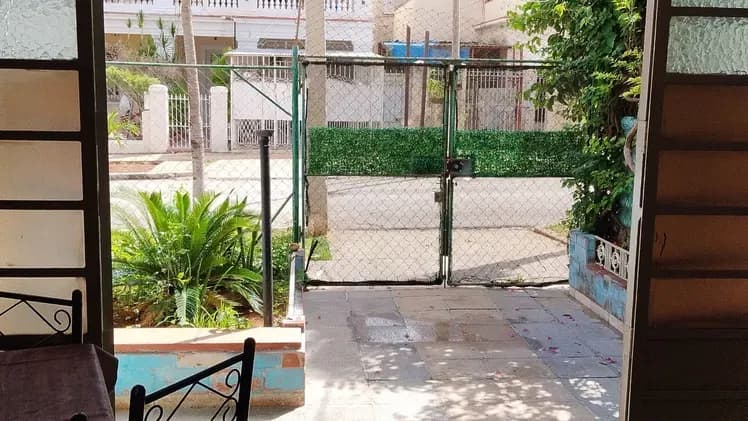 Vivienda de 1 habitaciones en Vedado, Plaza de la Revolución — foto 1 de 7