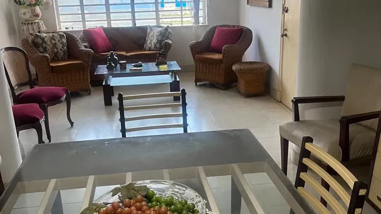 Vivienda de 4 habitaciones en Vedado, Plaza de la Revolución — foto 2 de 7