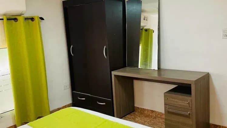 Vivienda de 2 habitaciones en Vedado, Plaza de la Revolución — foto 1 de 10