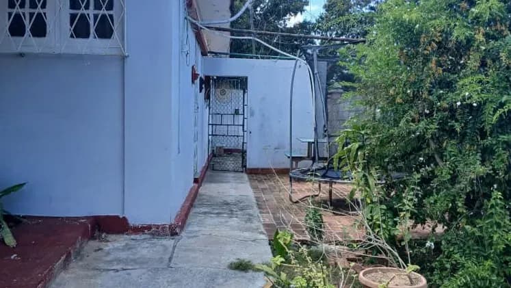 Vivienda de 5 habitaciones en Atabey, Playa — foto 4 de 10