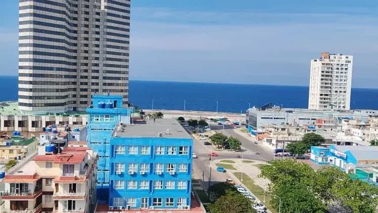 Vivienda de 2 habitaciones en Vedado, Plaza de la Revolución — foto 3 de 10
