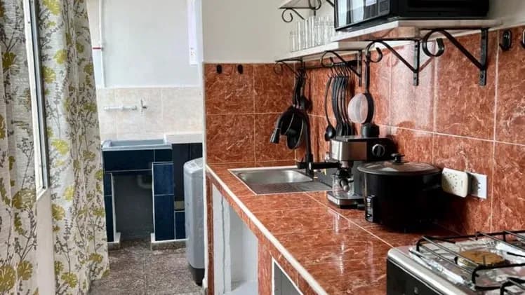 Vivienda de 2 habitaciones en Vedado, Plaza de la Revolución — foto 4 de 8