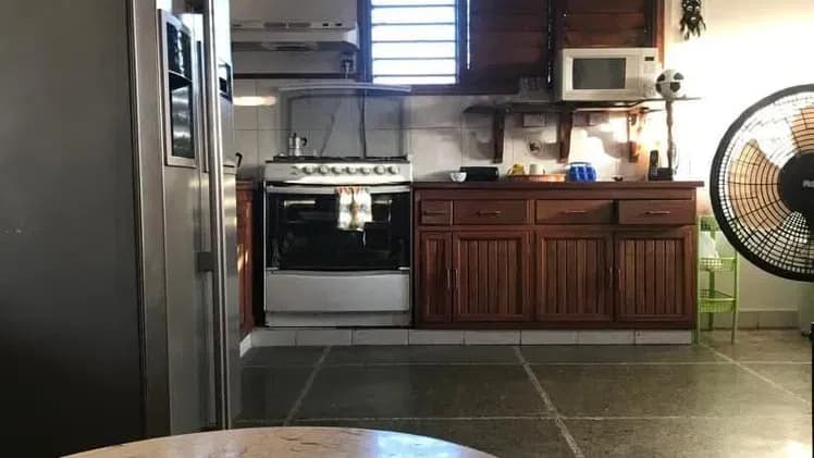Vivienda de 3 habitaciones en Vedado, Plaza de la Revolución — foto 2 de 10