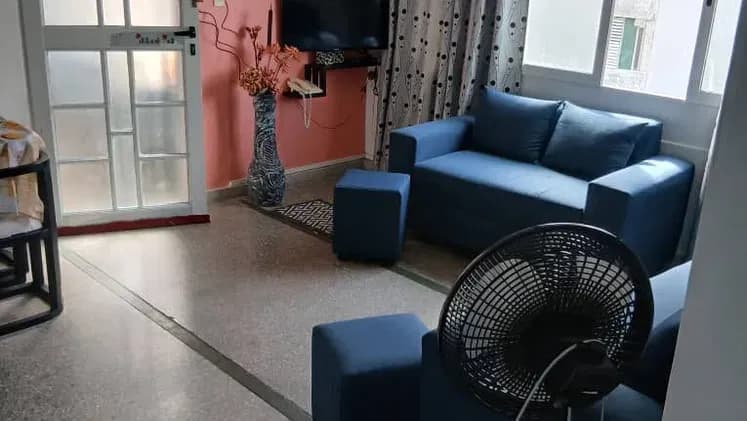 Vivienda de 2 habitaciones en Vedado, Plaza de la Revolución — foto 1 de 10