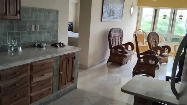 Vivienda de 3 habitaciones en Vedado, Plaza de la Revolución — foto 2 de 10