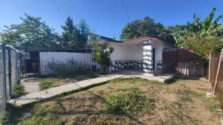 Vivienda de 2 habitaciones en Antonio Guiteras, La Habana del Este — foto 1 de 10