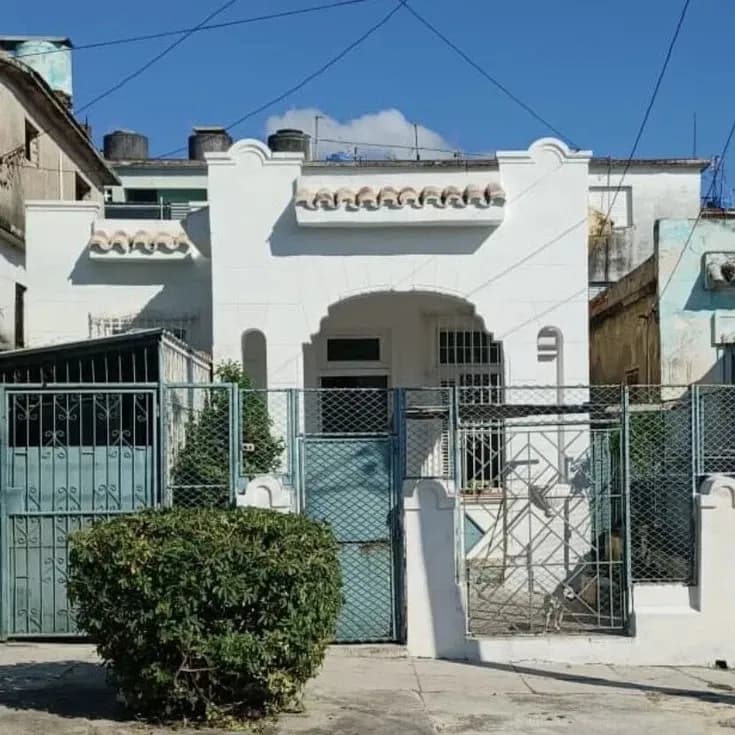 Vivienda de 3 habitaciones en Santos Suárez, Diez de Octubre