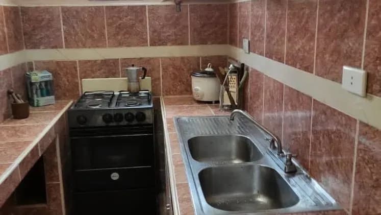 Vivienda de 2 habitaciones en Vedado, Plaza de la Revolución — foto 3 de 7