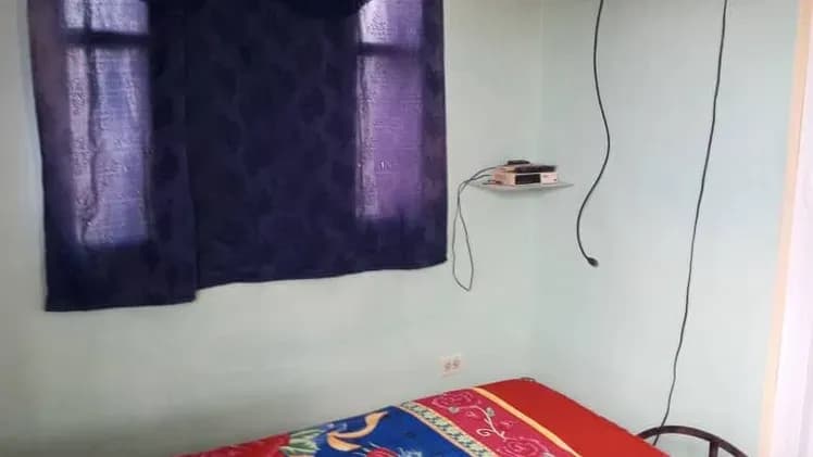 Vivienda de 3 habitaciones en Santa Amalia, Arroyo Naranjo — foto 8 de 10