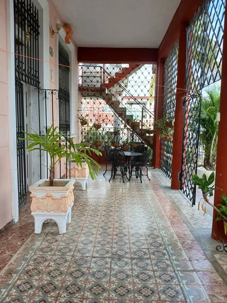 Vivienda de 7 habitaciones en Santos Suárez, Diez de Octubre — foto 3 de 12