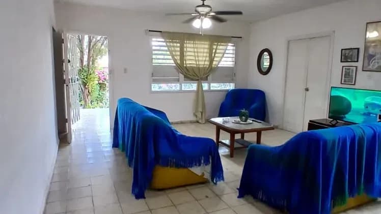 Vivienda de 5 habitaciones en Atabey, Playa — foto 6 de 10