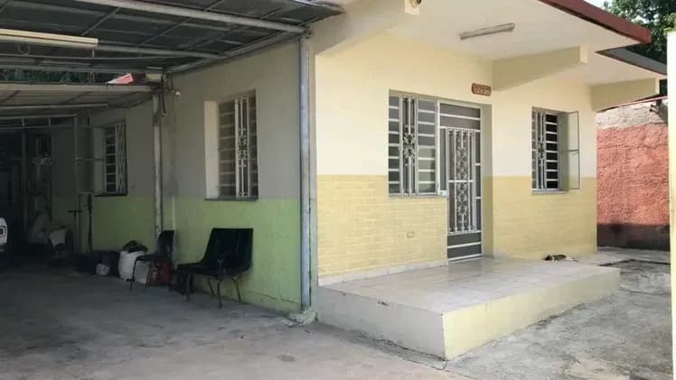 Vivienda de 2 habitaciones en Casino Deportivo, Cerro — foto 1 de 7