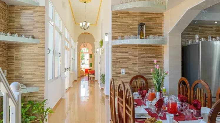 Vivienda de 4 habitaciones en Vedado, Plaza de la Revolución — foto 3 de 10