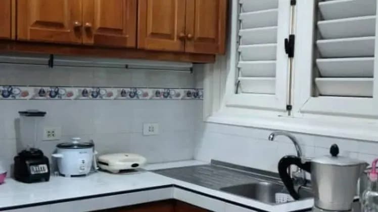 Vivienda de 2 habitaciones en Vedado, Plaza de la Revolución — foto 1 de 10
