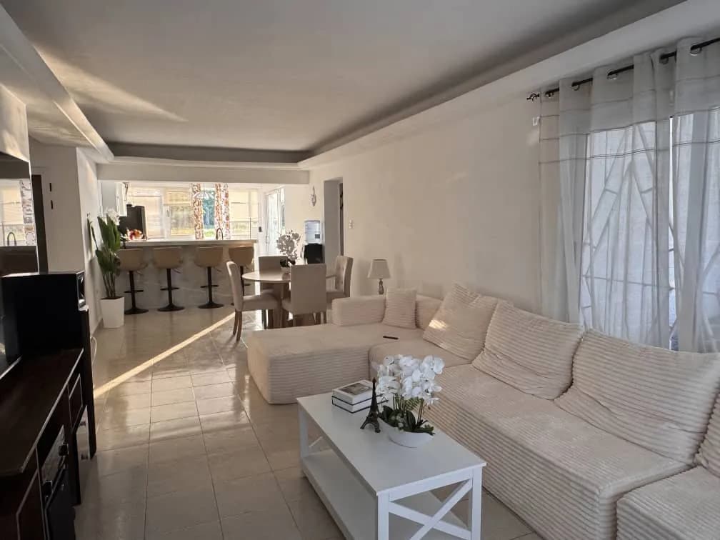Vivienda de 8 habitaciones en Reparto Náutico, Playa — foto 5 de 12