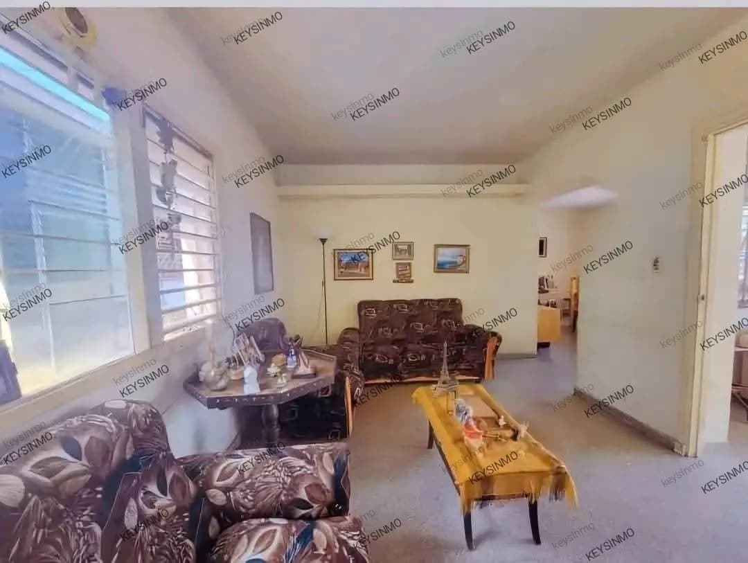 Vivienda de 6 habitaciones en Nuevo Vedado, Plaza de la Revolución — foto 1 de 10