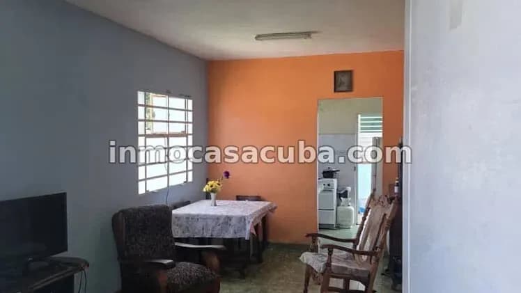 Vivienda de 4 habitaciones en Alturas del Aeropuerto, Boyeros — foto 6 de 9